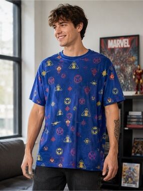 Marvel Captain Marvel Allover Print Blue Graphic T-Shirt Men’s XL